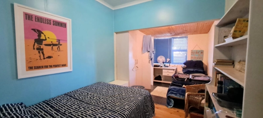 4 Bedroom Property for Sale in Perlemoenbaai Western Cape